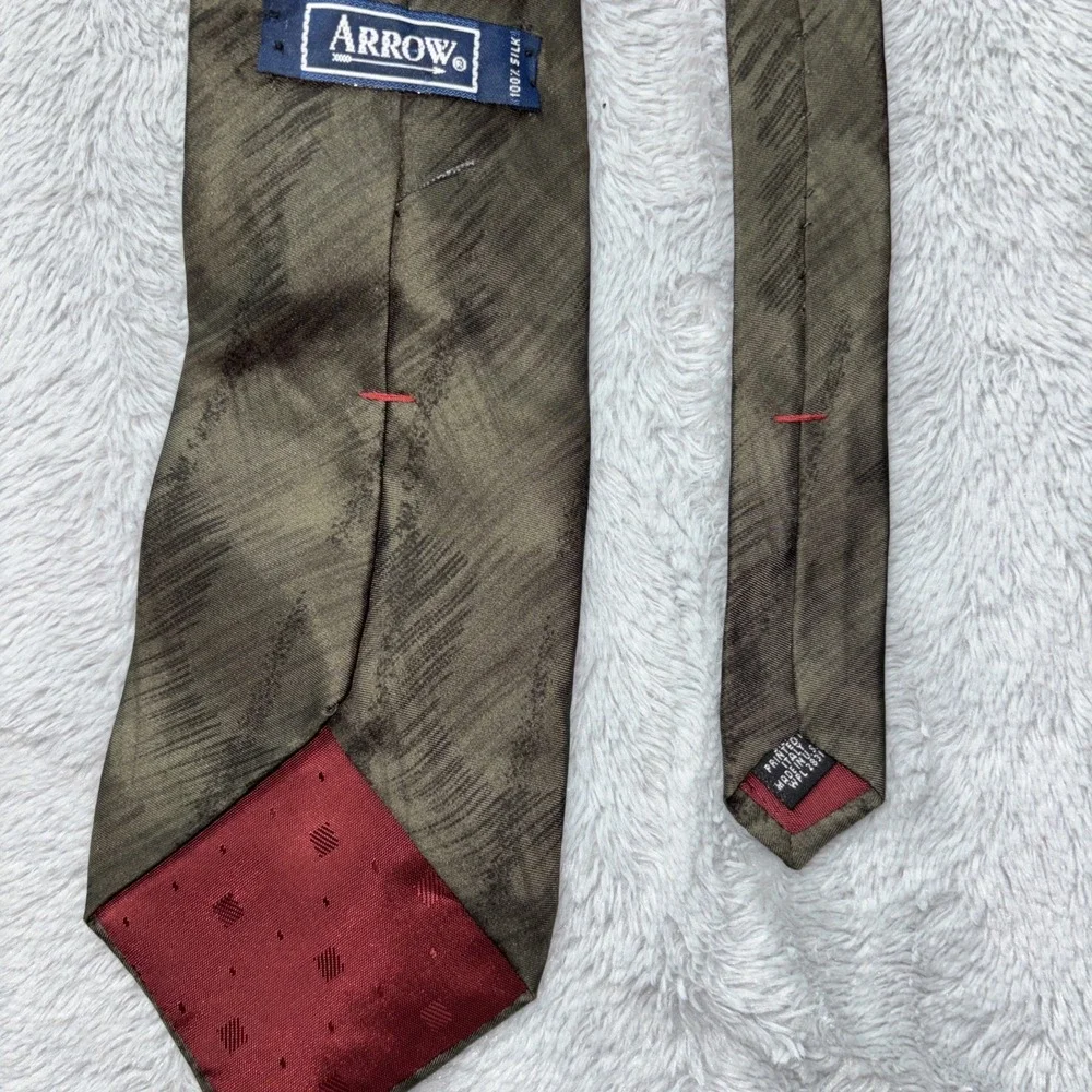 Vtg Arrow Men's Necktie Tie Silk Olive‎ Green Made in USA 60in